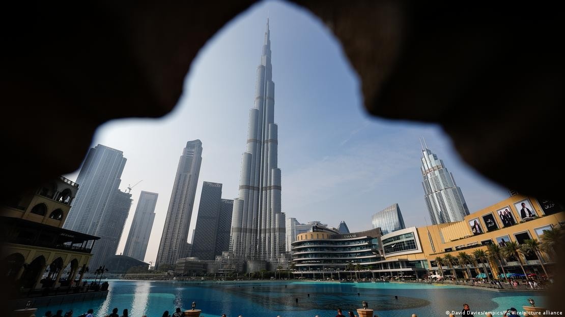Dubai: A Erosão da Imagem de Porto Seguro Financeiro Global Frente à Geopolítica