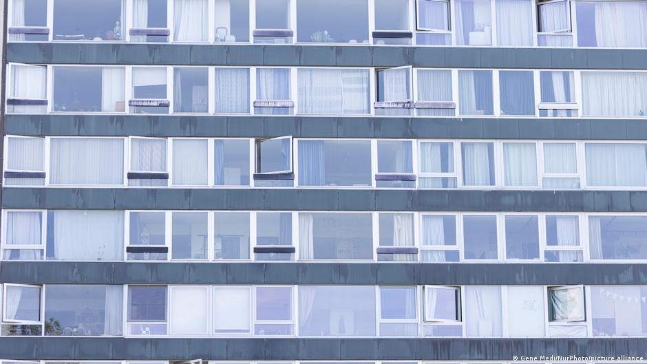 Arquitetura da Resiliência: Como o Design Residencial Combate as Ondas de Calor e Protege sua Saúde
