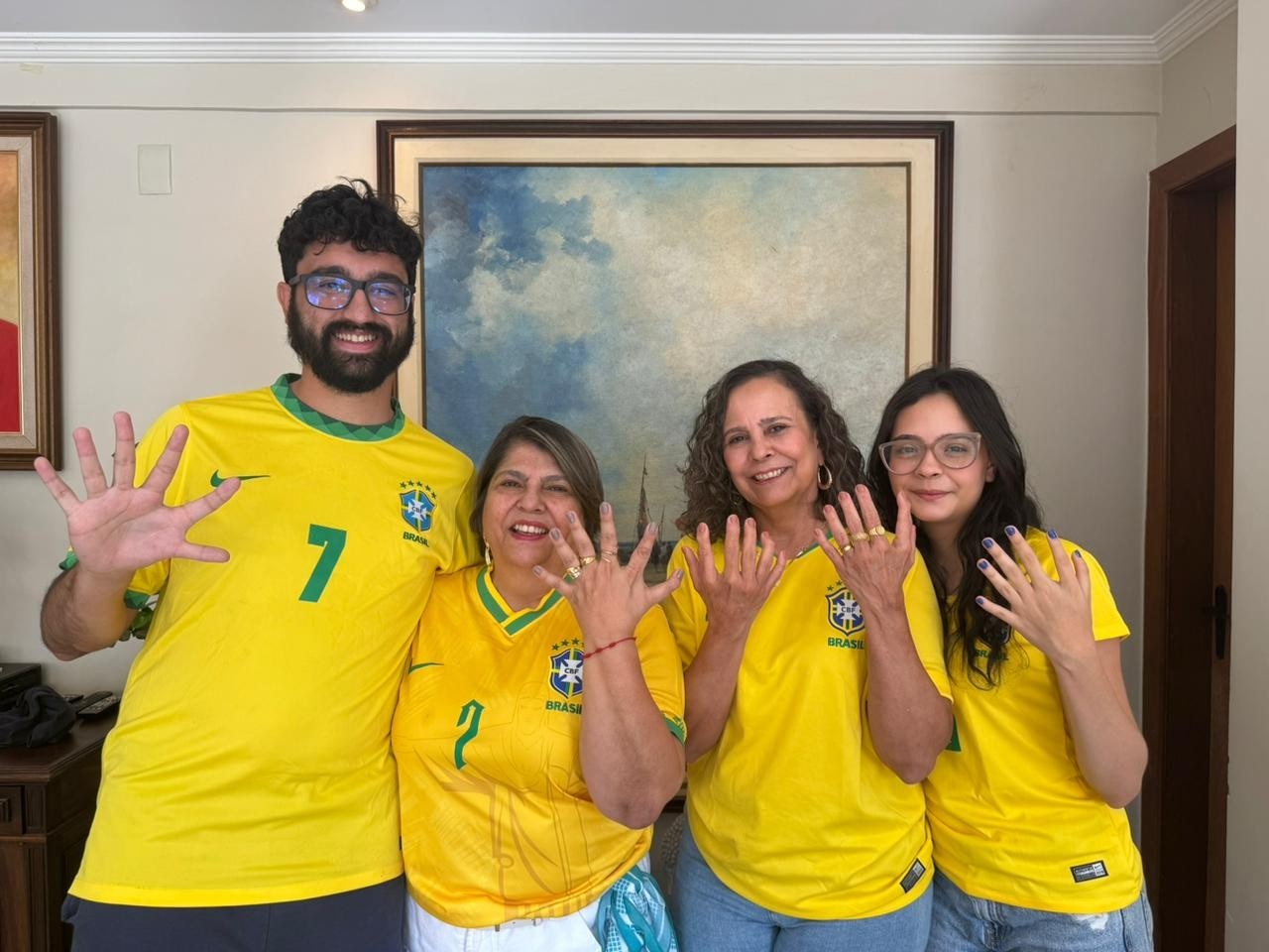Além do Futebol: A 'Família Hexa' de Águas Claras e a Construção da Identidade Regional