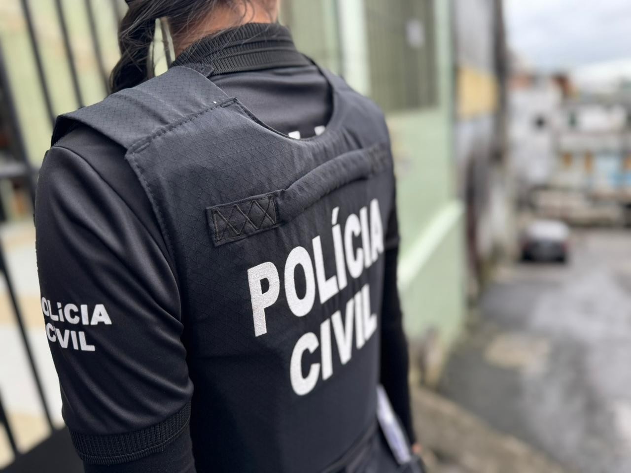Tentativa de Vicaricídio em Santo Estêvão Revela Crise Subjacente da Violência Doméstica