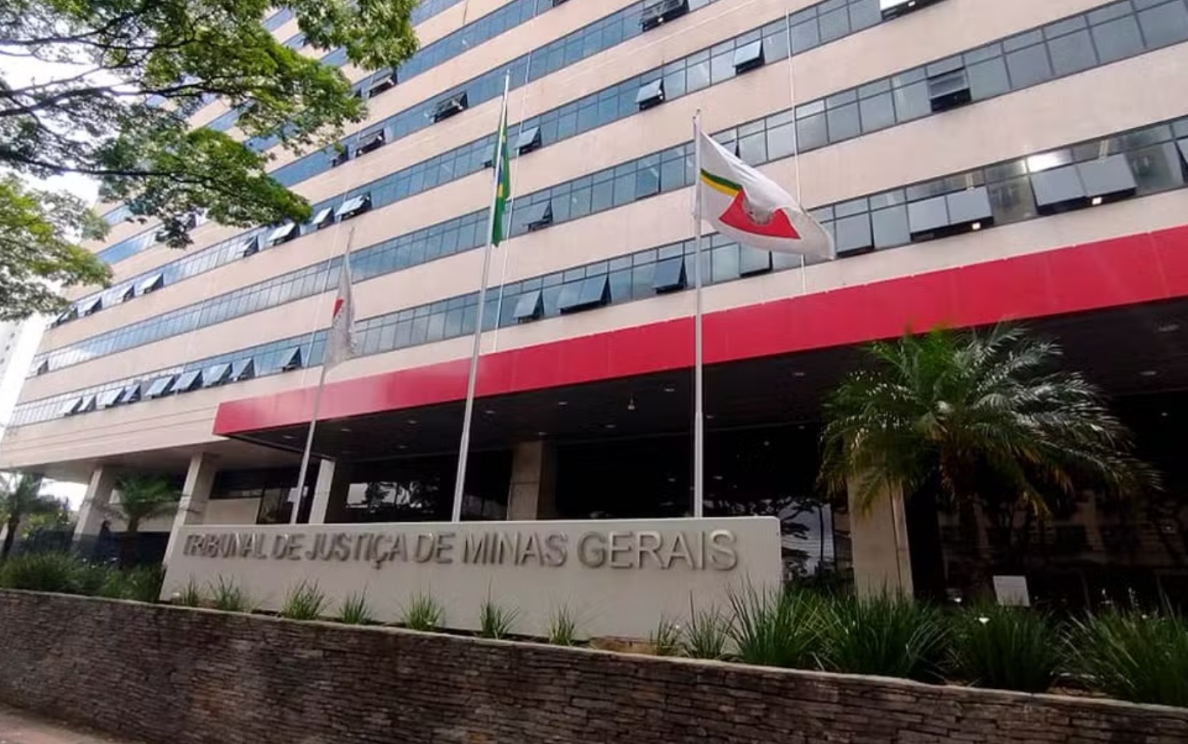 Justiça em BH Responde à Brutalidade: Condenação Por Tentativa de Feminicídio Reforça Proteção à Mulher