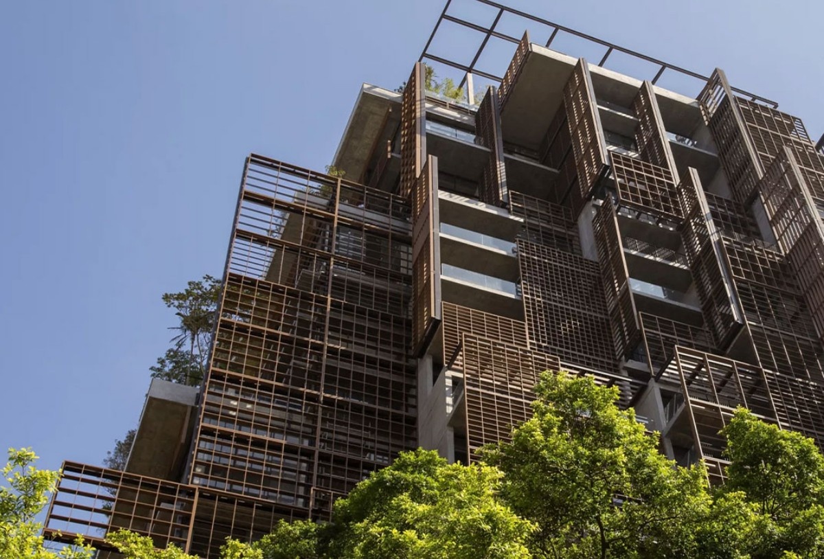 Incidente no Rosewood São Paulo: A Lupa sobre o Turismo de Luxo e a Segurança em Megacidades