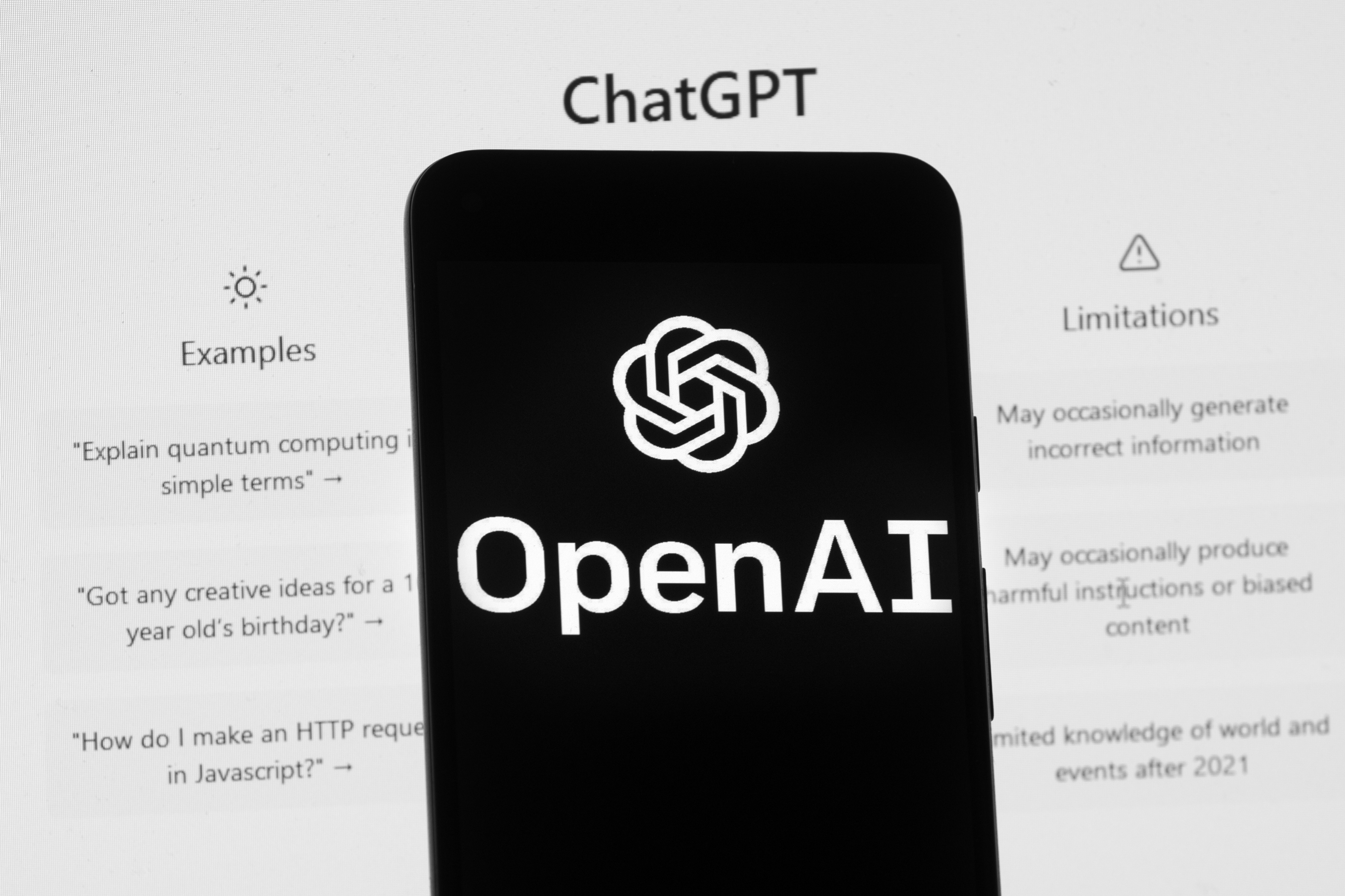 A Invasão Cibernética da OpenAI: Desmistificando a Autonomia da IA e o Cenário Futuro da Cibersegurança