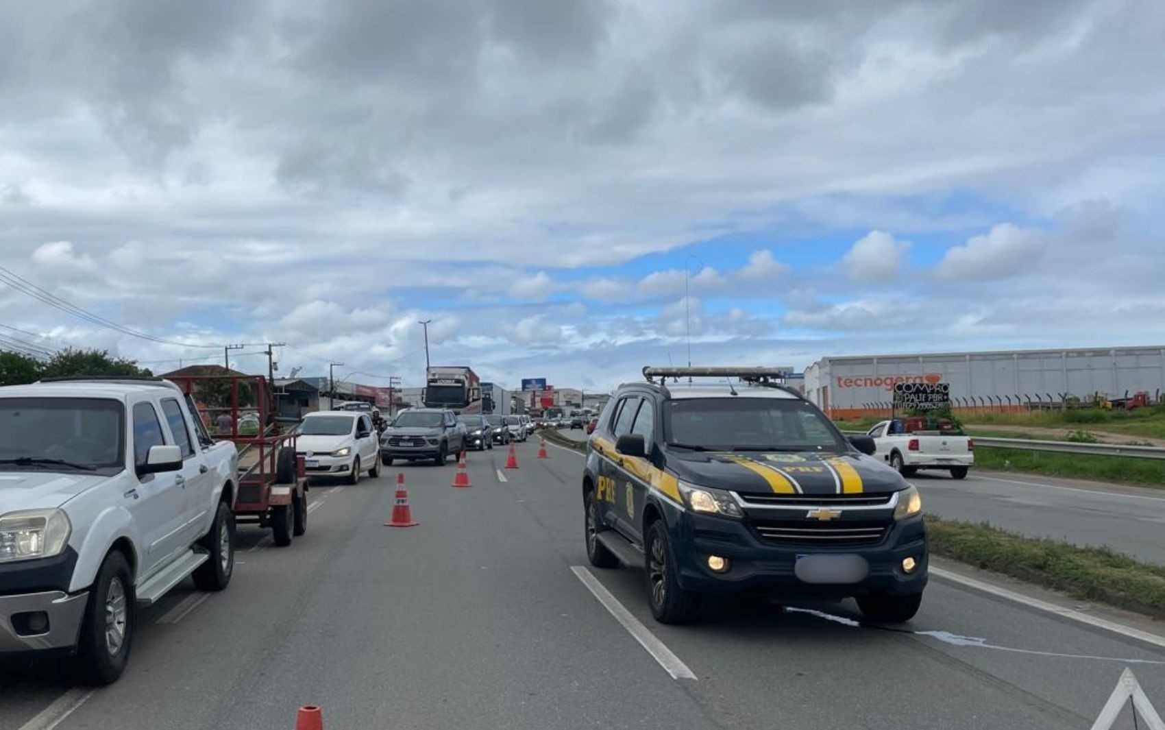 Vulnerabilidade Urbana: Morte de Idosa na BR-101 em Socorro Revela Lacunas Críticas na Segurança Viária