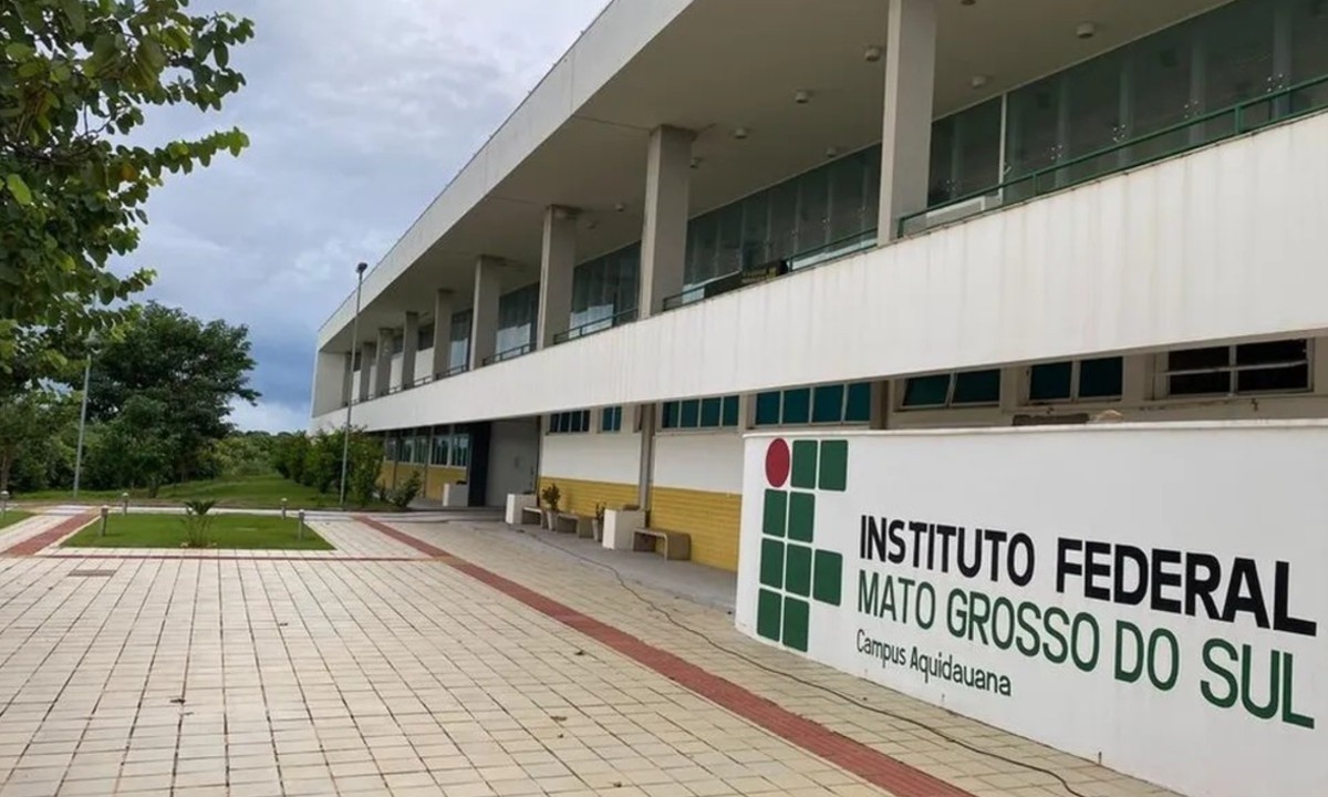 Qualificação Profissional no MS: Como o IFMS e o Mulheres Mil Tecem Novas Rotas para a Autonomia Feminina Regional