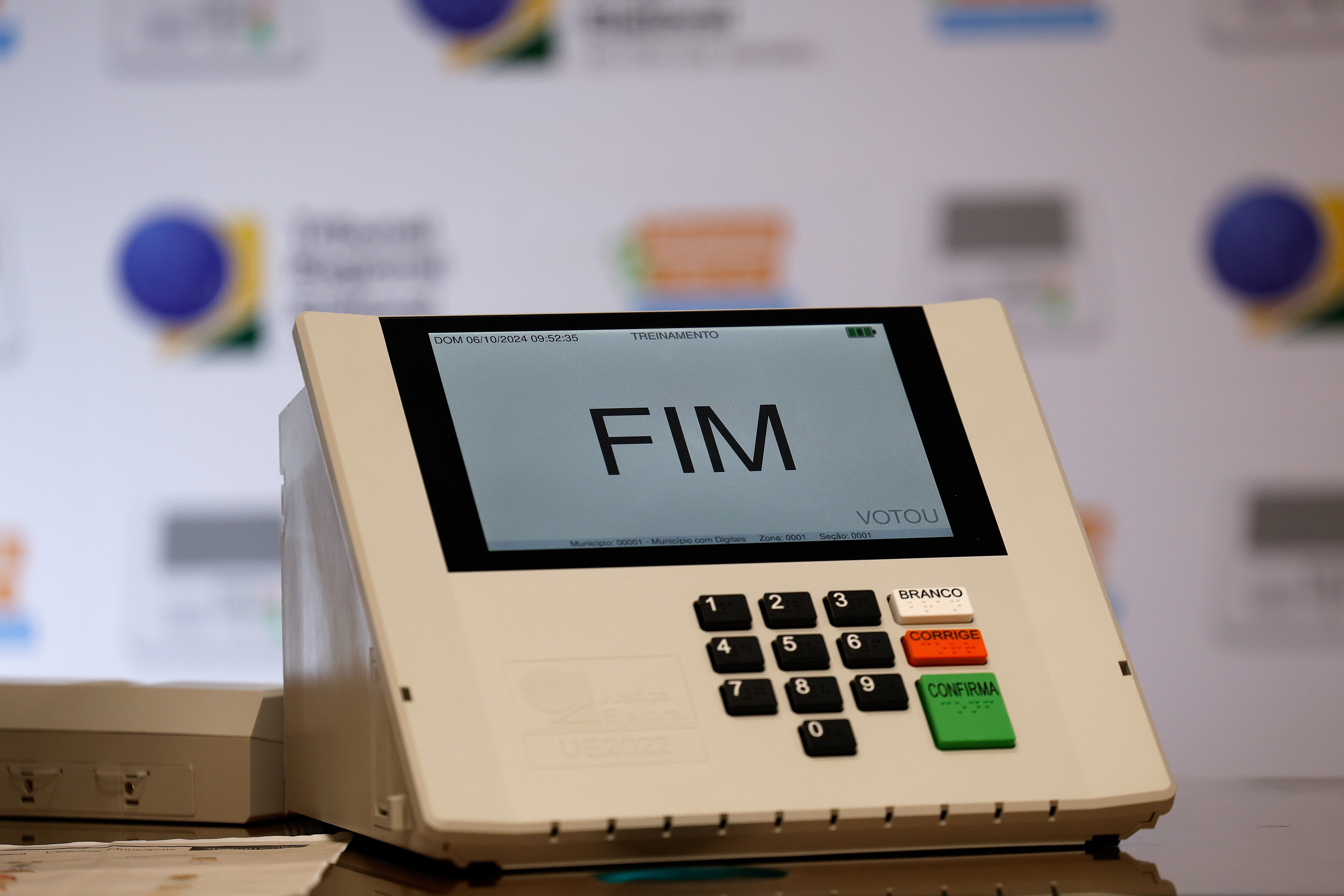 Fundo Eleitoral de R$ 4,9 Bilhões: A Estratégia Invisível que Moldará 2026
