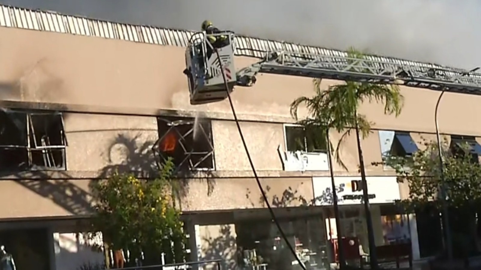 Incêndio em Distribuidora e Shopping de Fortaleza: Reflexos na Economia e Segurança Regional