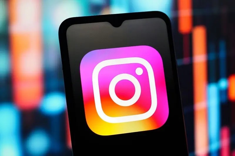Instabilidade do Instagram: O Custo Oculto da Dependência Digital para a Economia
