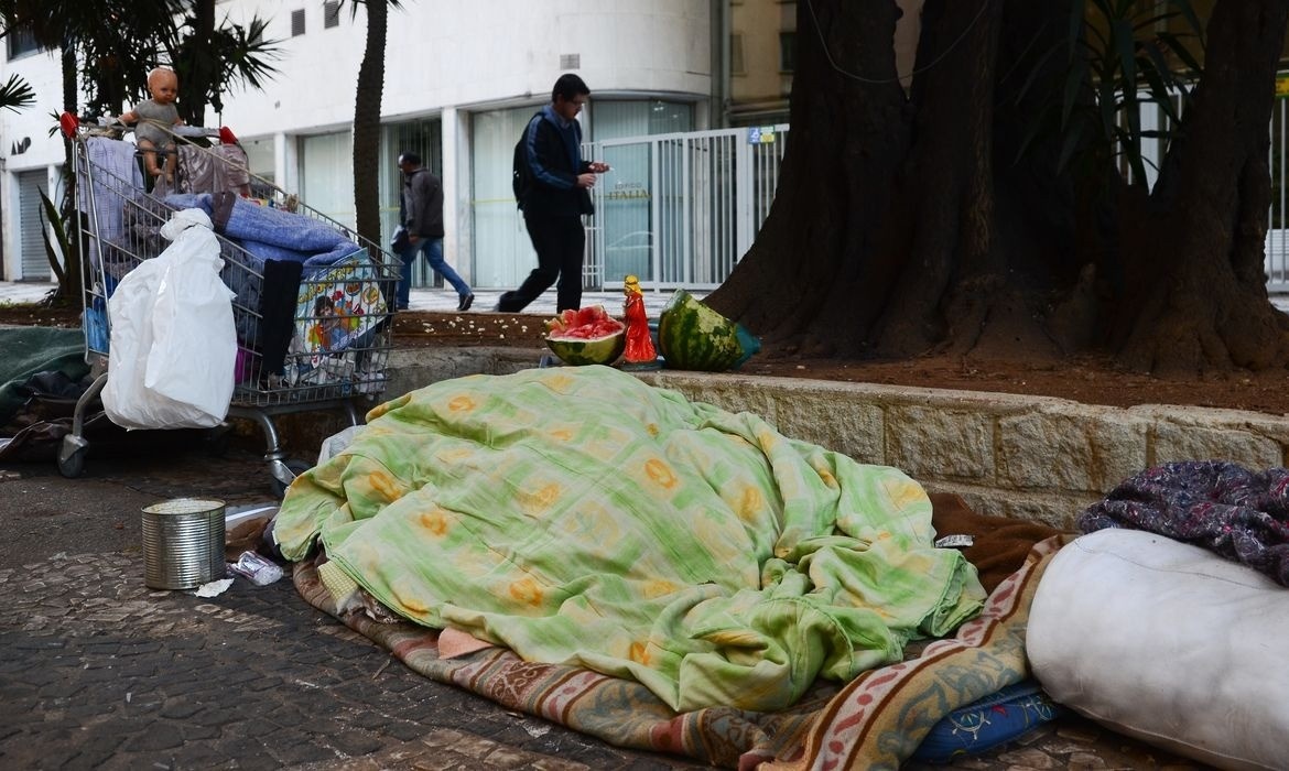 Internação Involuntária no DF: Entre a Urgência Social e a Eficácia da Lei
