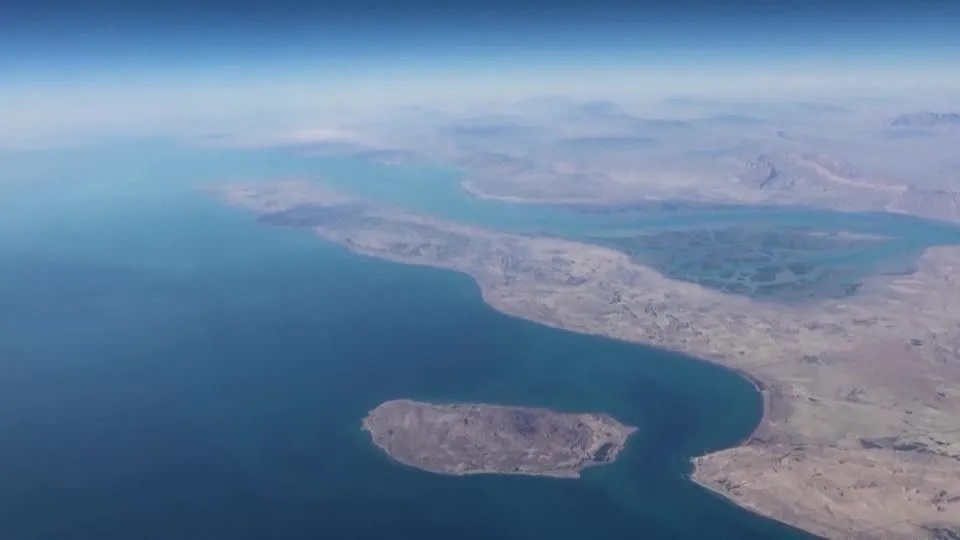 Escalada Energética: Irã Ameaça Bases dos EUA em Retaliação por Ataques à Infraestrutura