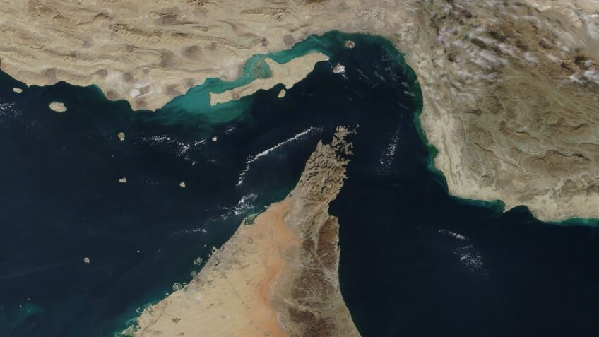 Estreito de Ormuz: A Geopolítica da Tensão Iraniana e o Impacto Global Inevitável