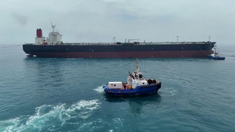 Ormuz em Crise: A Estratégia do Irã para uma Guerra Econômica e o Xeque-Mate Americano na Rota do Petróleo