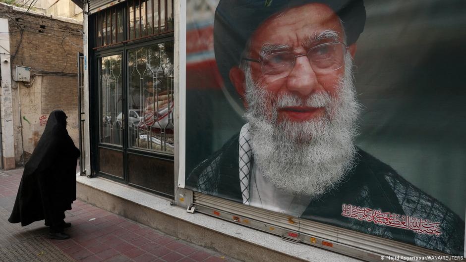 O Funeral de Khamenei: A Consolidação do Poder Iraniano e Suas Implicações Globais