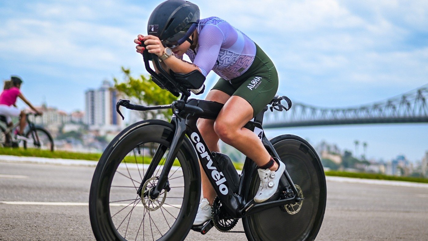 IRONMAN 70.3 Curitiba: Atleta Local se Destaca na Estreia Internacional