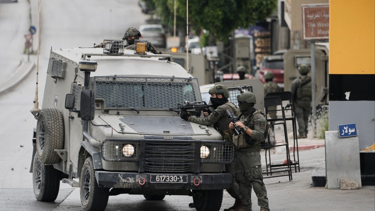 Cisjordânia: Incursão Israelense em Nablus Acentua Ciclo de Violência e Desafia a Estabilidade Regional