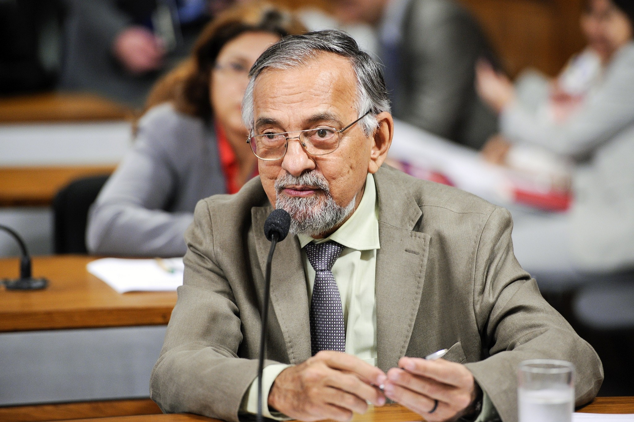 O Retorno Estratégico de Capiberibe ao Senado Amapaense: Implicações para 2026