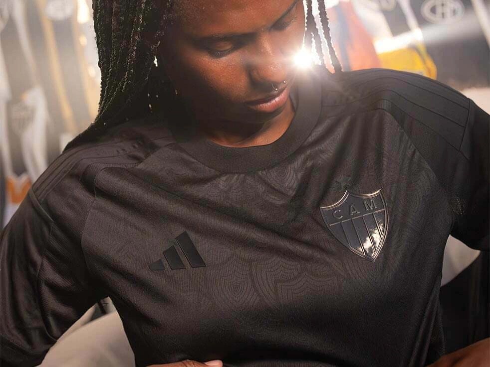 Justiça mineira eleva padrão: Clube Atlético Mineiro condenado por camisa falsificada redefinirá relações com torcedores