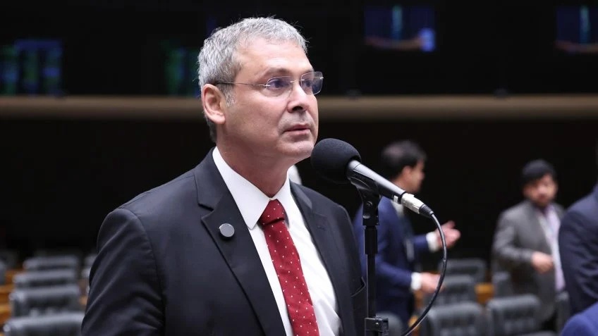 O Teste da Carta: Pedido de Revogação da Prisão Domiciliar de Bolsonaro e o Limite das Medidas Judiciais