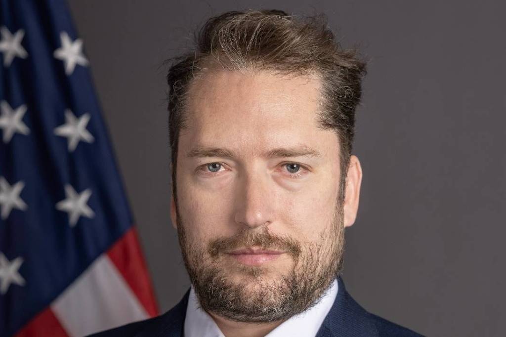 Escalada Diplomática Silenciosa: Lula Proíbe Conselheiro de Trump, Ativando Reciprocidade Geopolítica