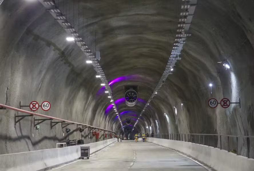 Lula inaugura túnel no Rio para desafogar trânsito na Zona Oeste