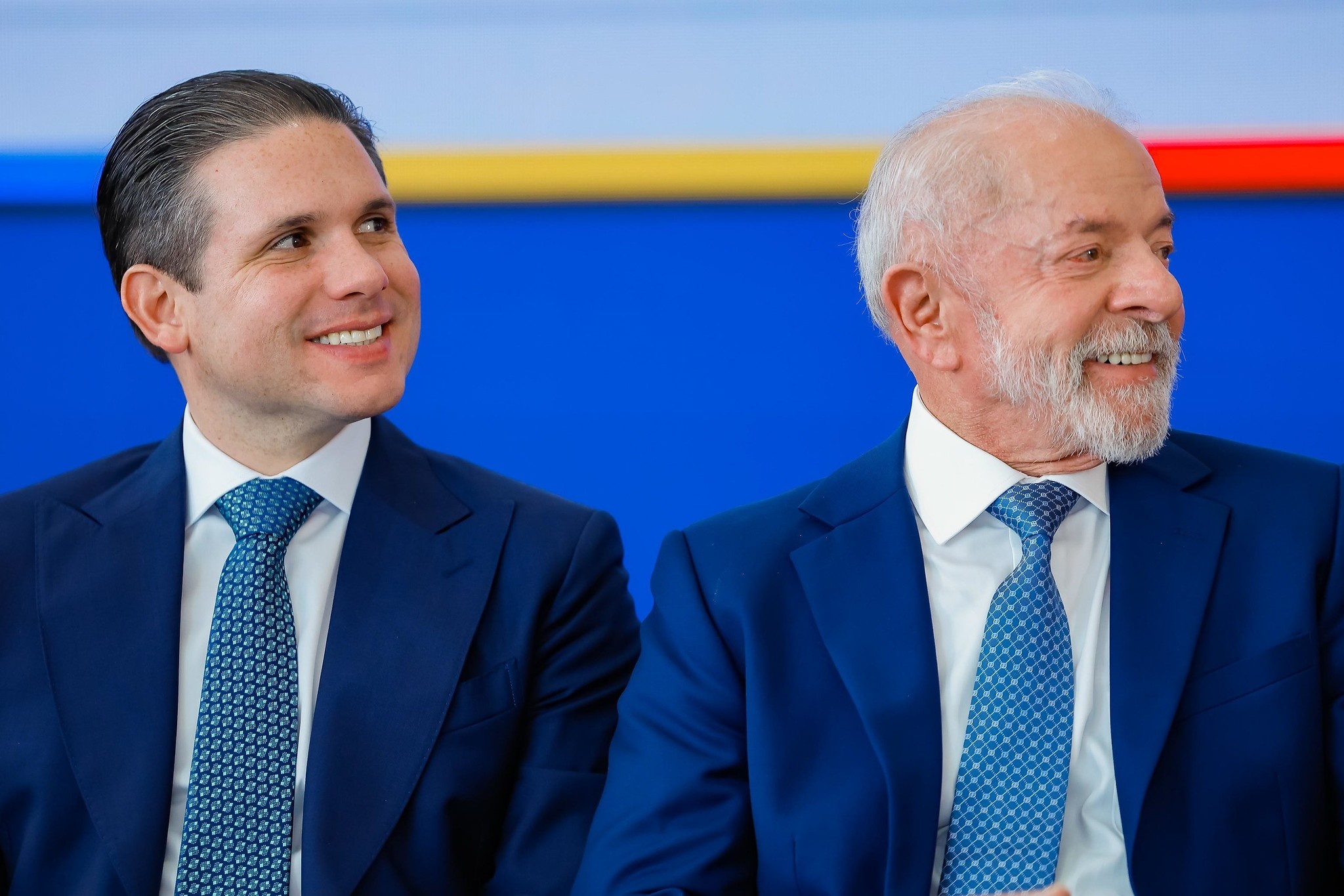 A Estratégia por Trás da Ampliação do MEI: Política e Economia em Jogo