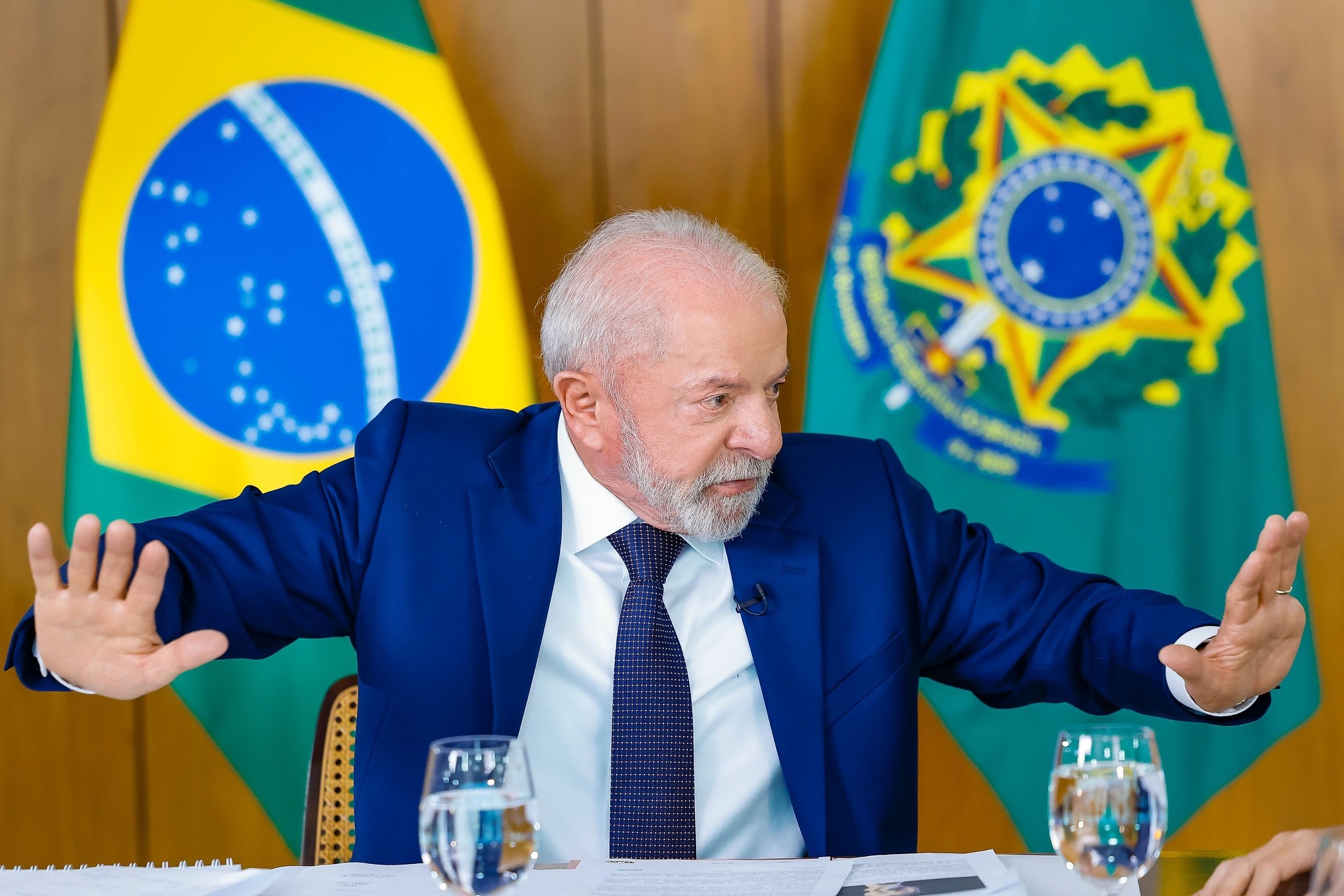 A Derrota no Senado e o Reajuste do Relógio Econômico: Os Custos Silenciosos da Crise Política