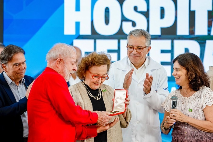 Margareth Dalcolmo e a Medalha Oswaldo Cruz: O Símbolo da Resiliência Científica em Prol da Saúde Pública