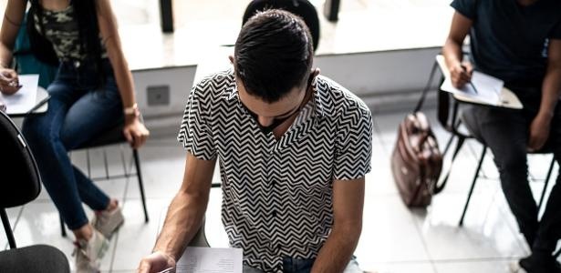 A Onda de Concursos Públicos: Mais de 22 Mil Vagas Reconfiguram o Cenário Econômico e de Carreira no Brasil