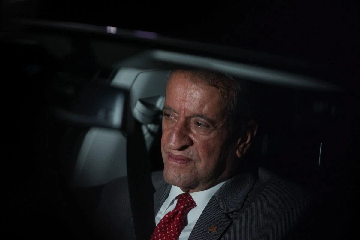 Deputado do PT aciona PGR contra Valdemar por declaração sobre Banco Master