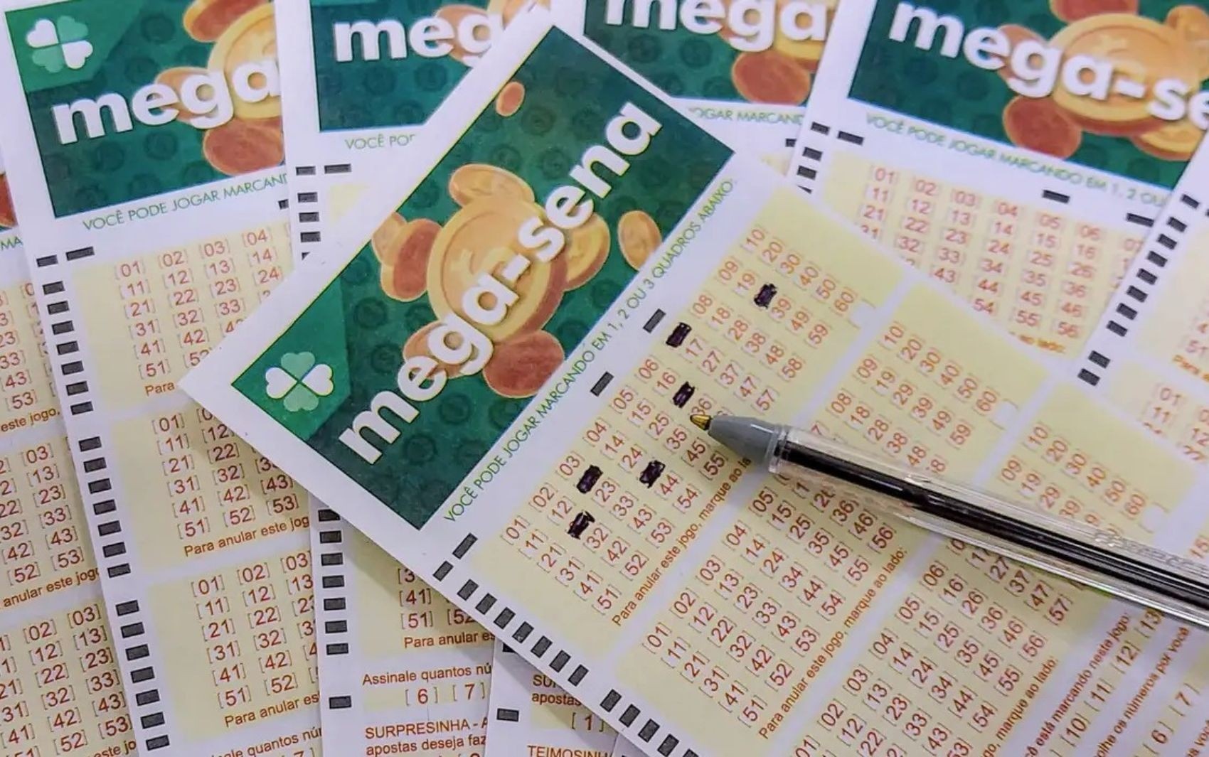Mega-Sena 30 Anos: A Análise Econômica por Trás dos R$ 320 Milhões