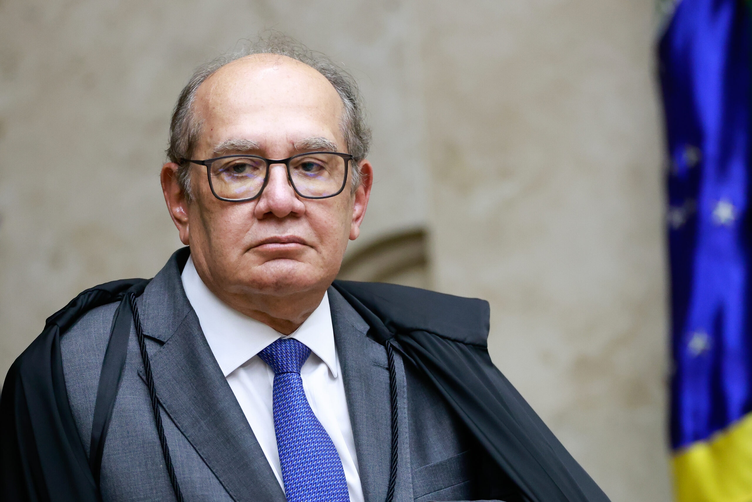 Suspensão do Julgamento da Ficha Limpa no STF: O Sinal de Risco para o Capital e a Governança