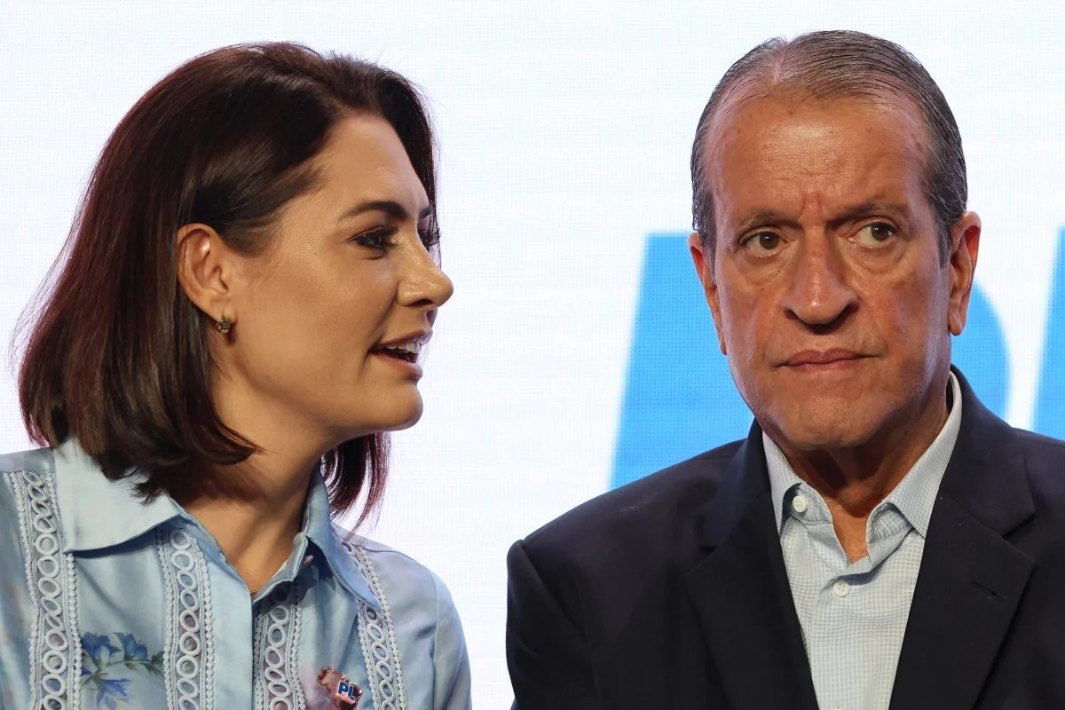 A Estratégia do PL em Xeque: O Impacto da Desistência de Michelle Bolsonaro e o Redesenho da Direita