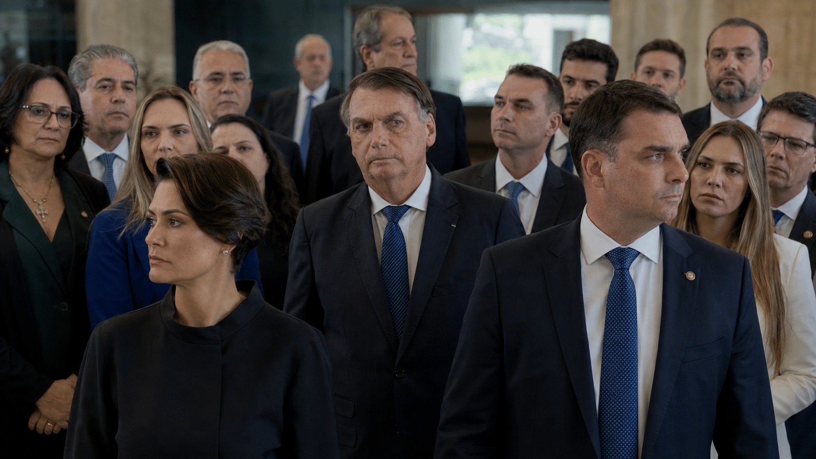 Cisão na Direita: O Racha Bolsonaro e a Disputa Pela Alma do Movimento