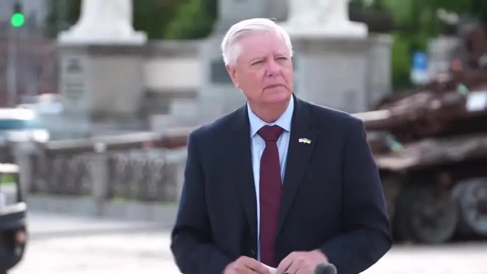 A Ruptura Inesperada: Como a Morte de Lindsey Graham Reconfigura o Poder no Senado Americano e as Eleições de 2024