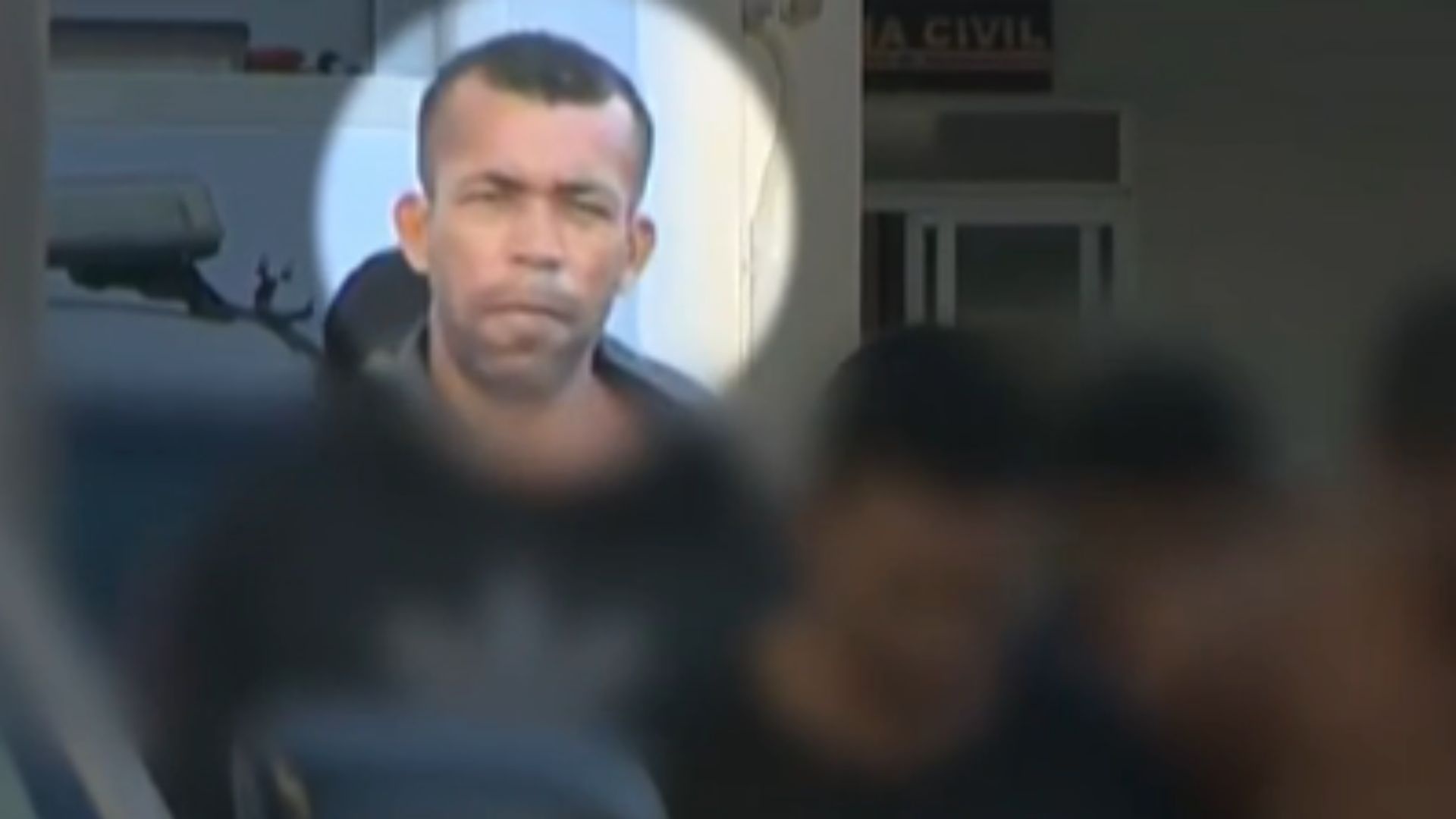 Solidariedade Familiar Afrontada: O Perigo Latente da Violência de Gênero em Espaços Públicos