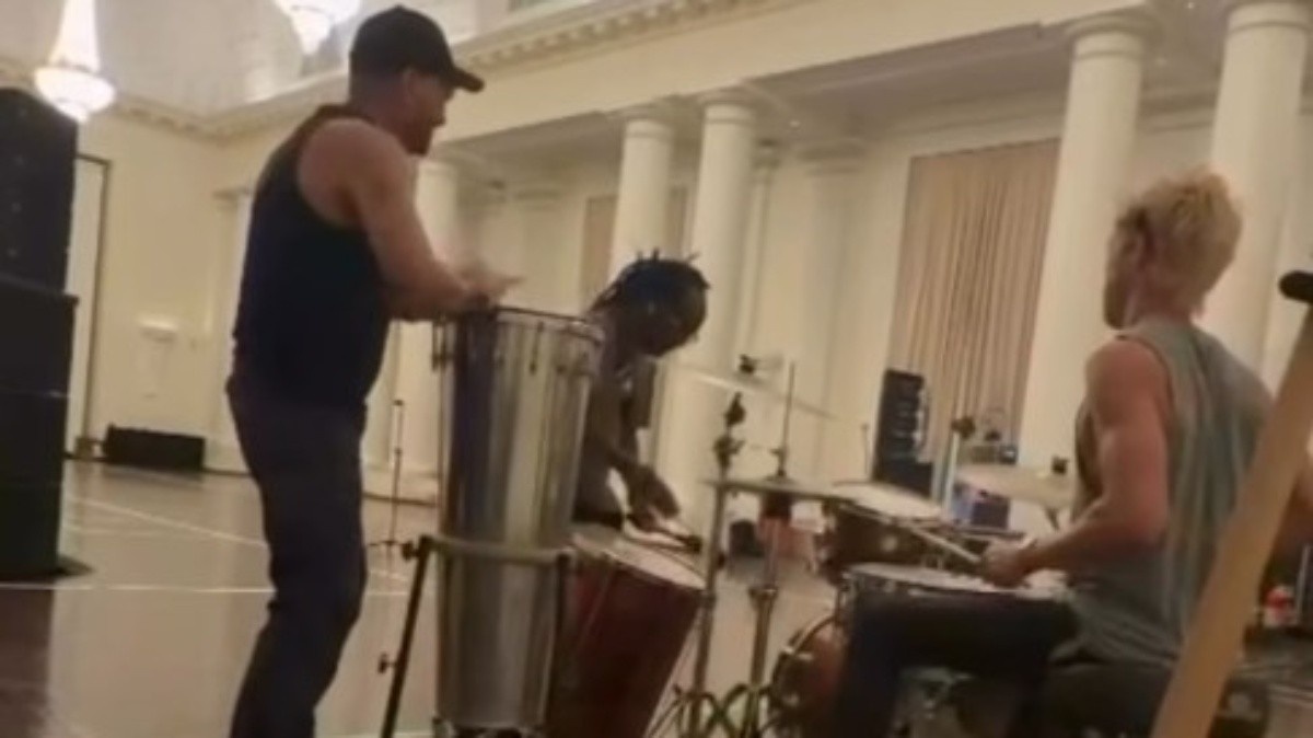 Ensaio da Banda de Shakira no Copacabana Palace: A Sinfonia Inesperada do Ressurgimento Global do Rio