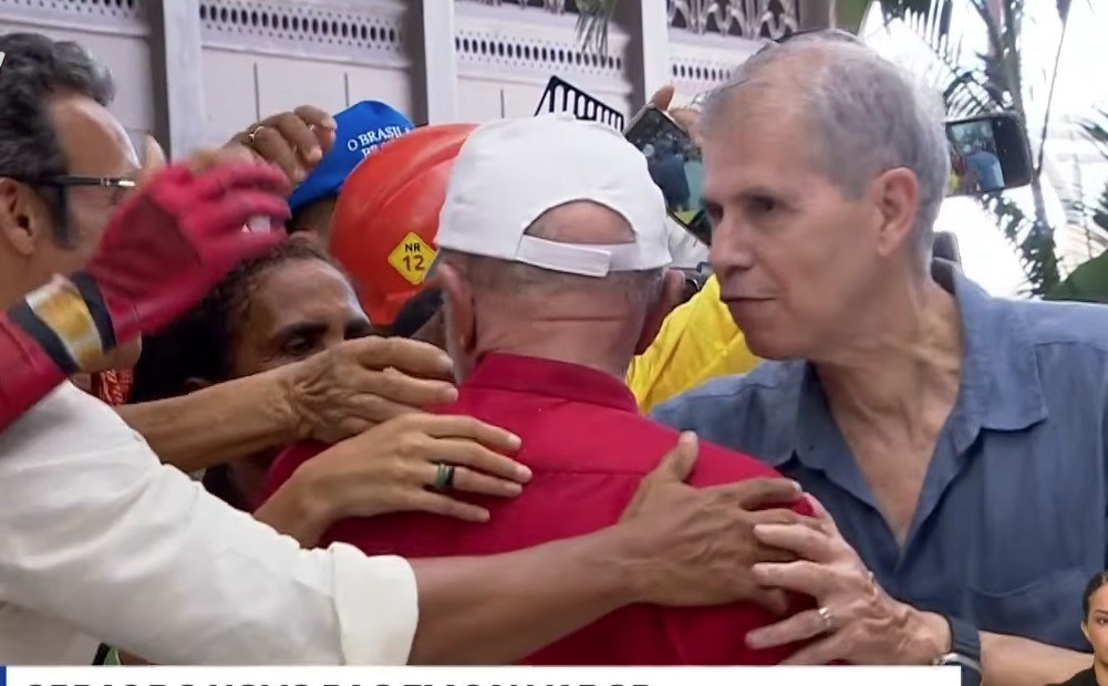 O PIX no Epicentro Geopolítico: A Defesa de Lula Contra o Relatório Trump e a Soberania Digital