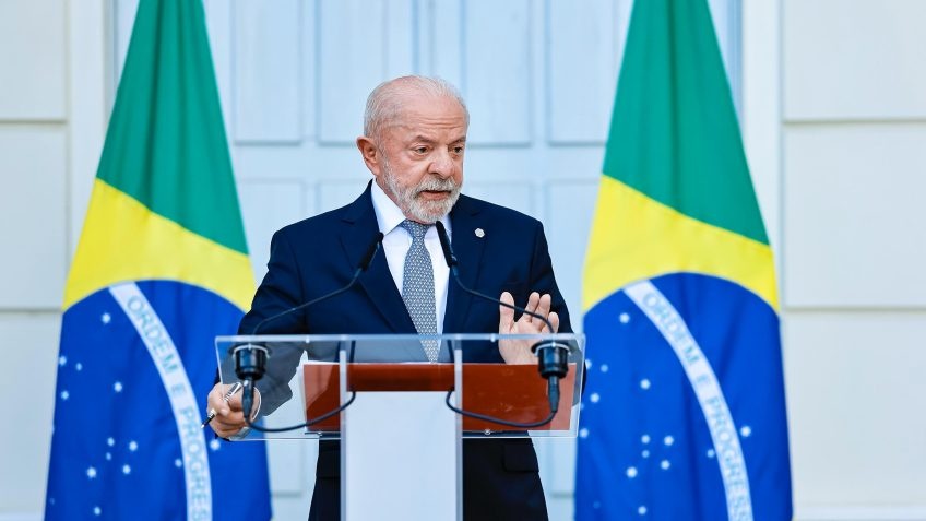 Soberania em Xeque: Lula Adverte Trump Contra Interferência e o Futuro da Política Global
