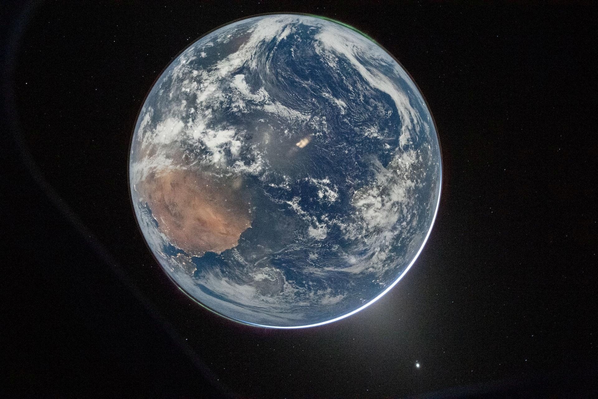 NASA Inicia Missão Robótica Inédita Para Resgatar Telescópio Swift e Redefinir Futuro Espacial