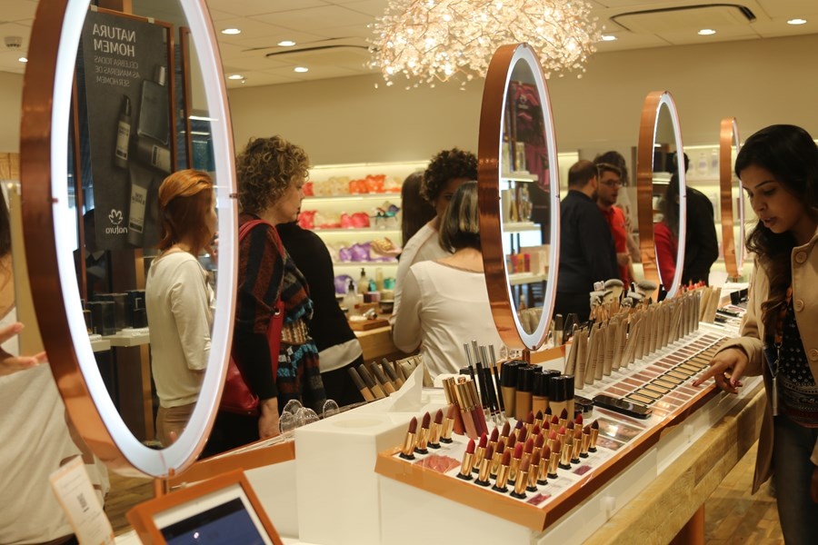 Natura Reverte Prejuízo em 2025: A Estratégia por Trás da Resiliência Financeira