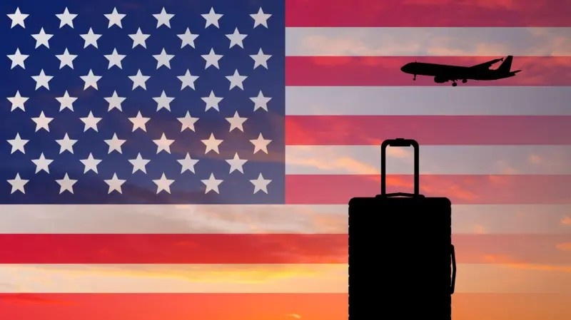 O Crepúsculo do Sonho Americano: Uma Análise da Crise de um Mito Global