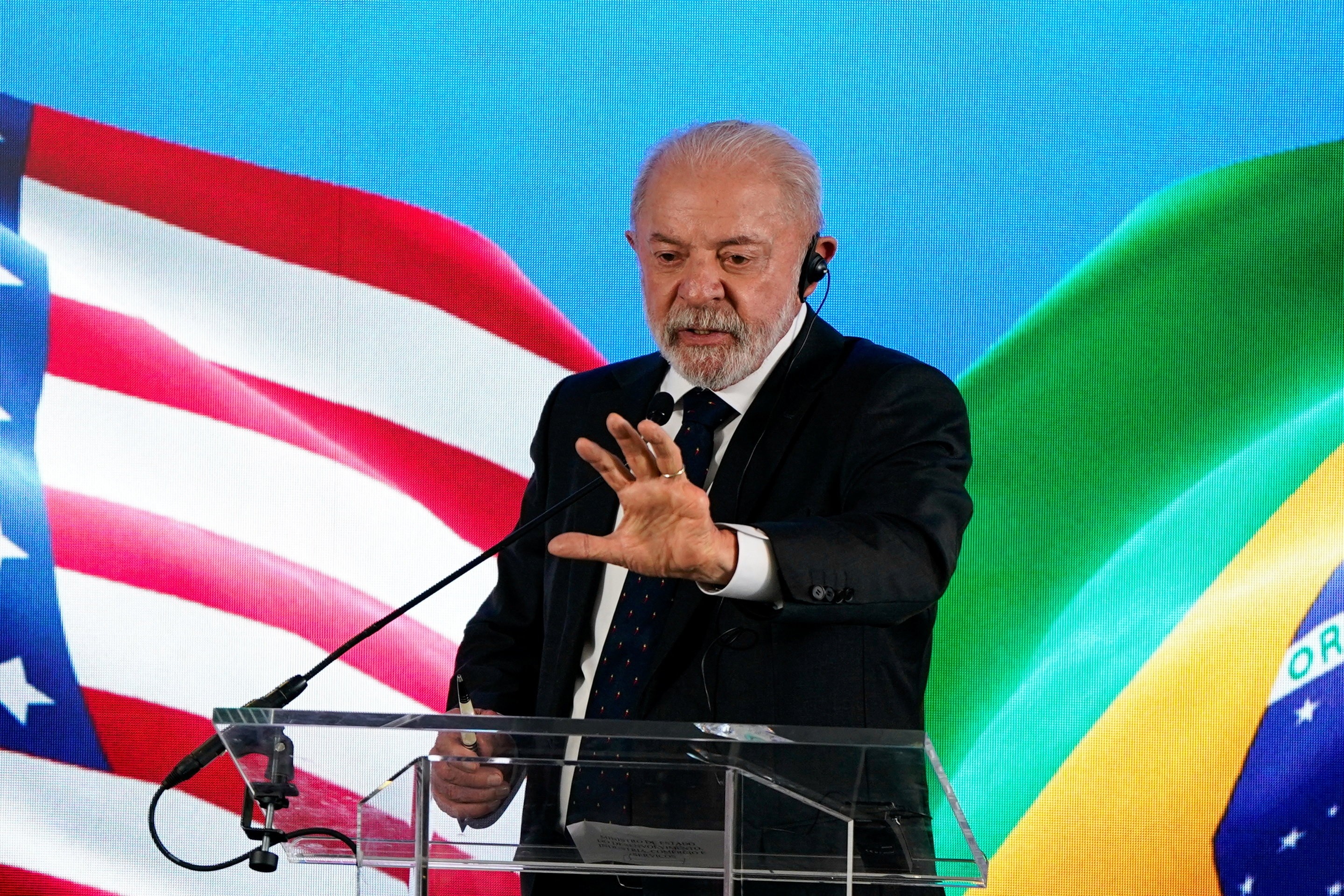 Tarifas Americanas: A Intrincada Teia Geopolítica por Trás da Negociação Brasil-EUA