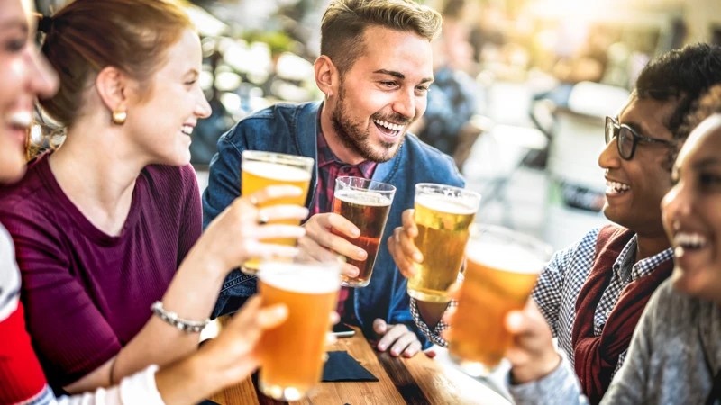 Cerveja e Vitamina B6: Desvendando a Complexa Relação Nutricional por Trás da Notícia
