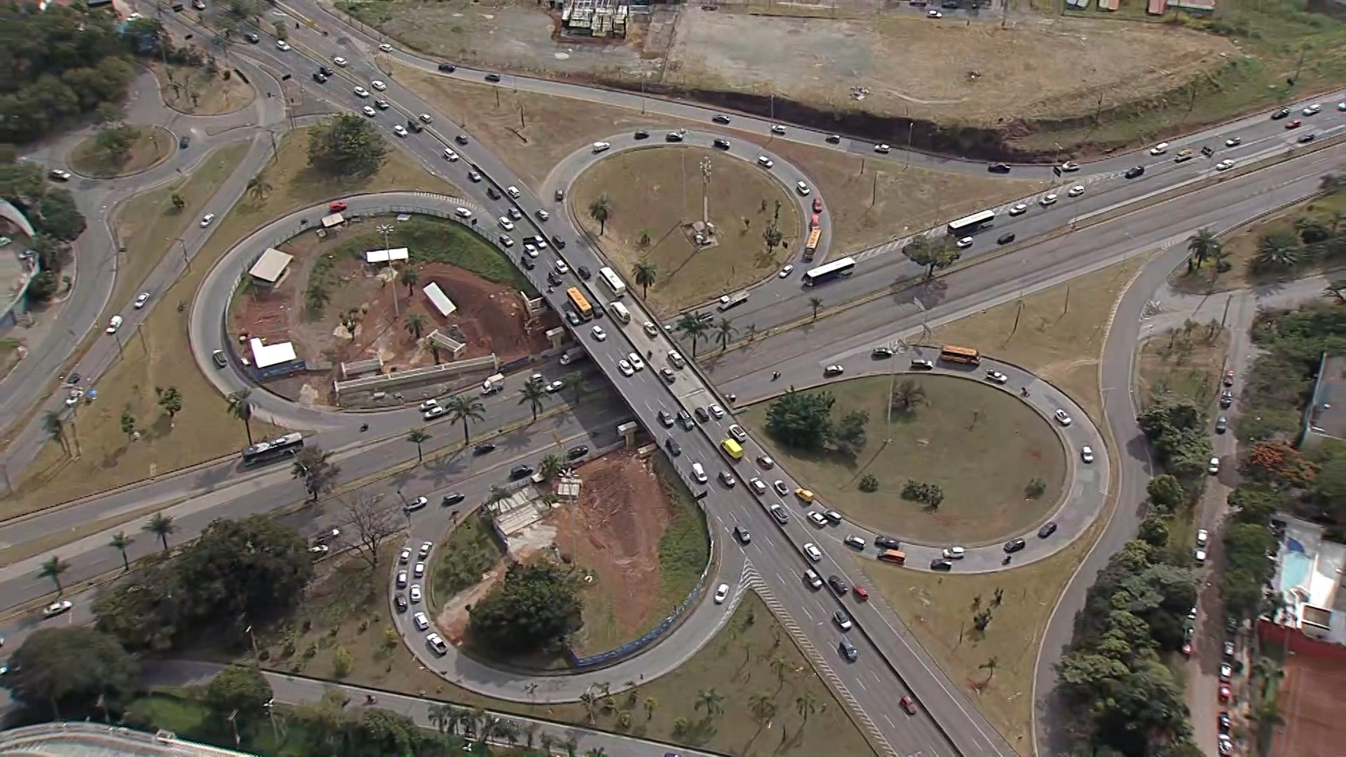 Retomada Estratégica no Trevo do Belvedere: Lições de Gestão e Impacto na Mobilidade de BH