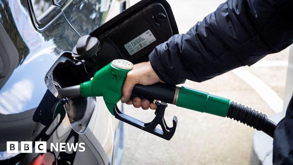 Mercados em Vertigem: A Declaração de Trump, o Petróleo e a Instabilidade Geopolítica no Oriente Médio