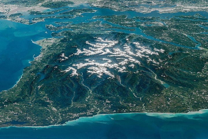 Montanhas Olímpicas: Uma Janela para a Dinâmica Geológica e a Urgência Climática