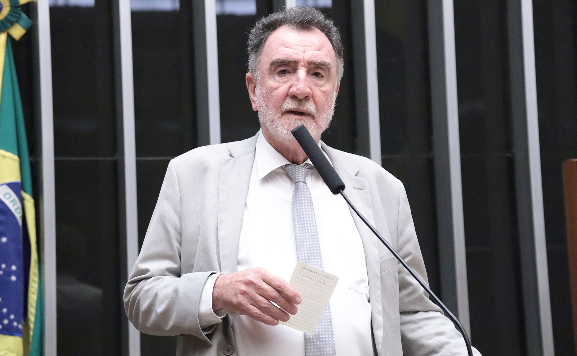 Patrus Ananias Confirma Pré-Candidatura: O Desenho da Disputa pelo Governo de Minas em 2026