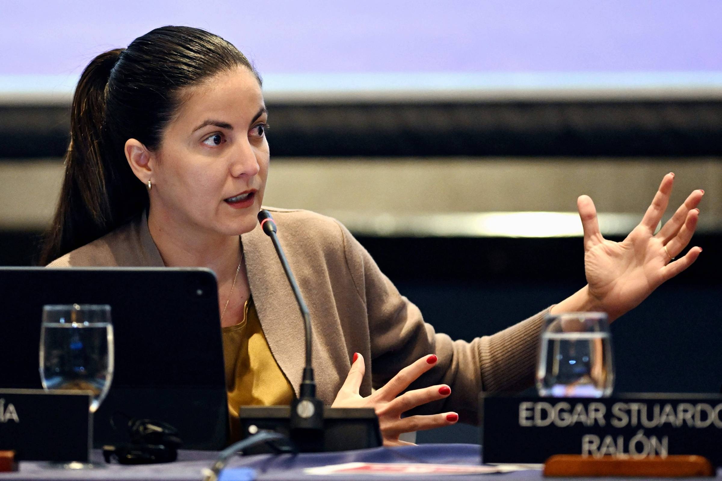 Cuba à Beira de uma Ruptura Histórica: A Confluência de Forças para o Fim da Ditadura