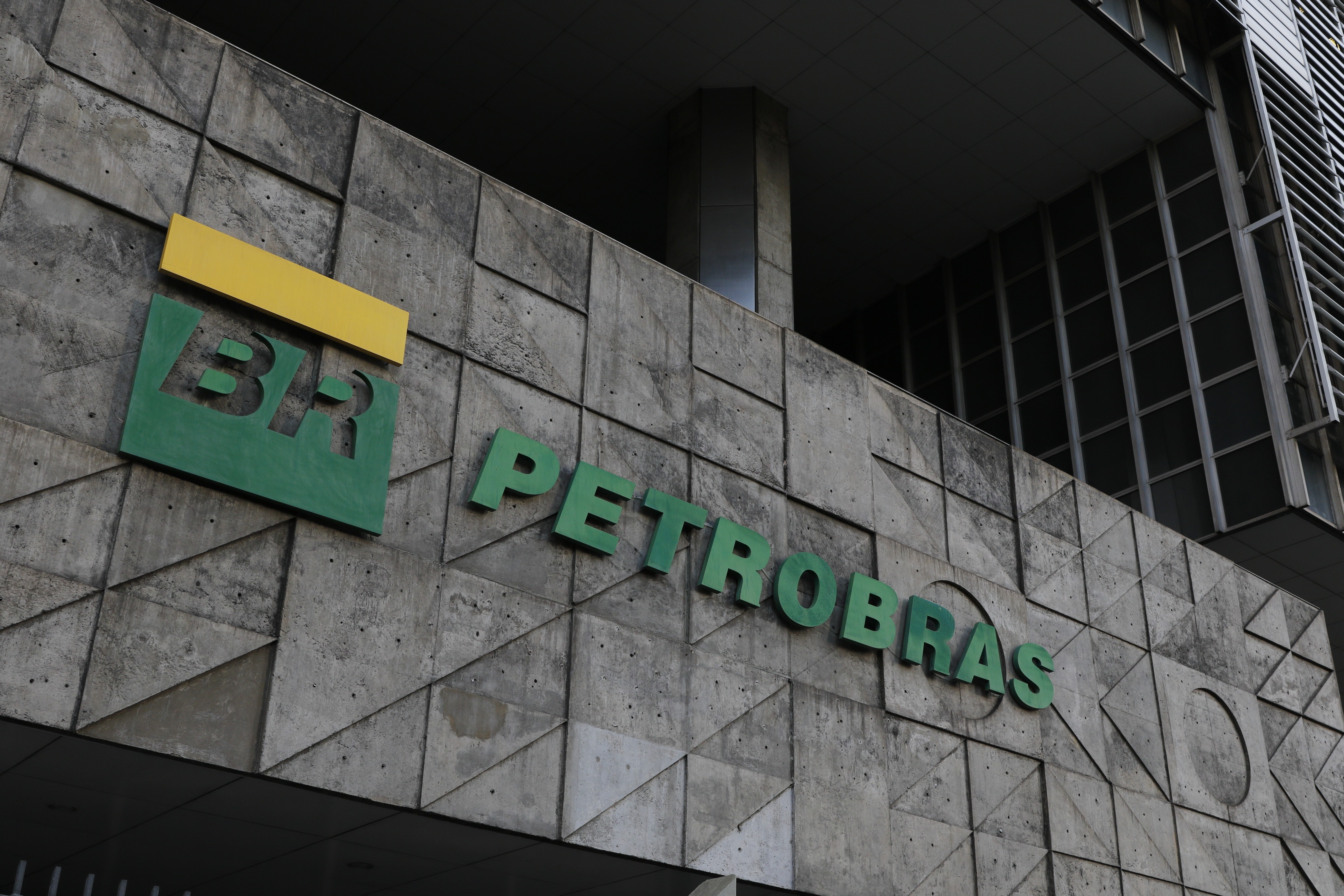 Petrobras e Braskem: Novo Acordo de Acionistas Redesenha o Controle e a Estratégia da Petroquímica