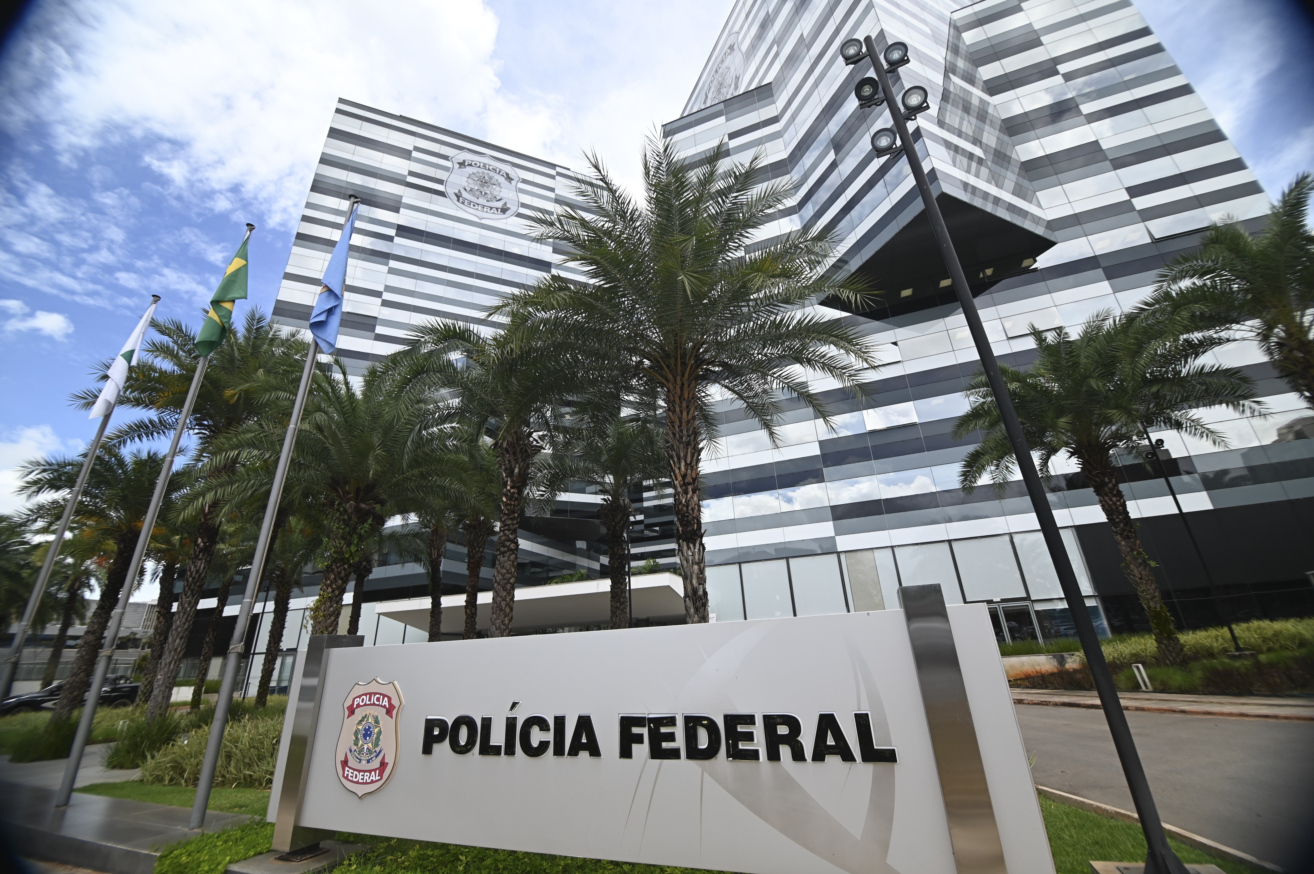Cibersegurança e Soberania Digital: O Alerta Falso da Defesa Civil e Seus Impactos Profundos